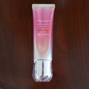 Shiseido White Lucent Day Moisturizer